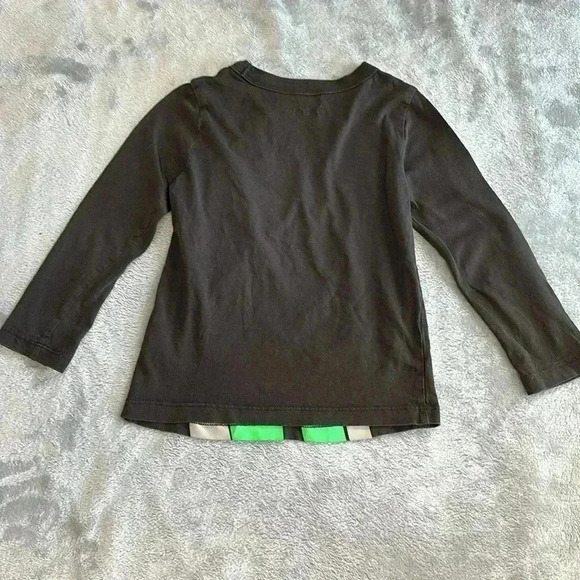 OshKosh B'gosh -  long sleeve cotton tee. Size 3T - Picture 3 of 3